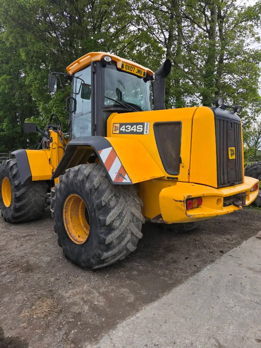 Jcb - Image 1