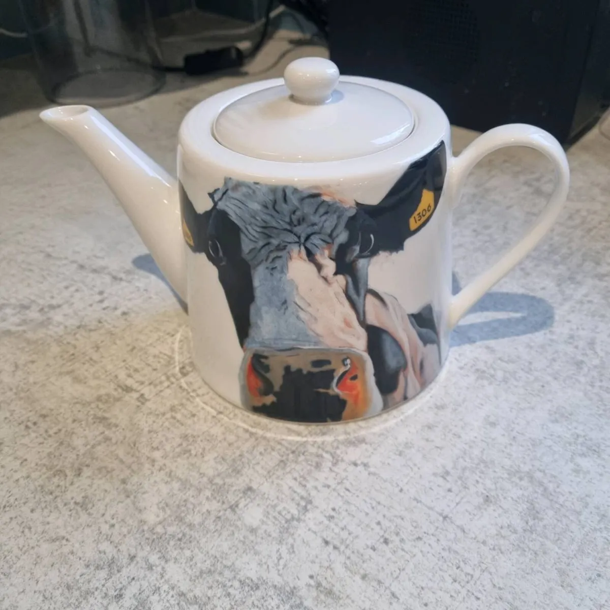 Eoin o'connor teapot - Image 1