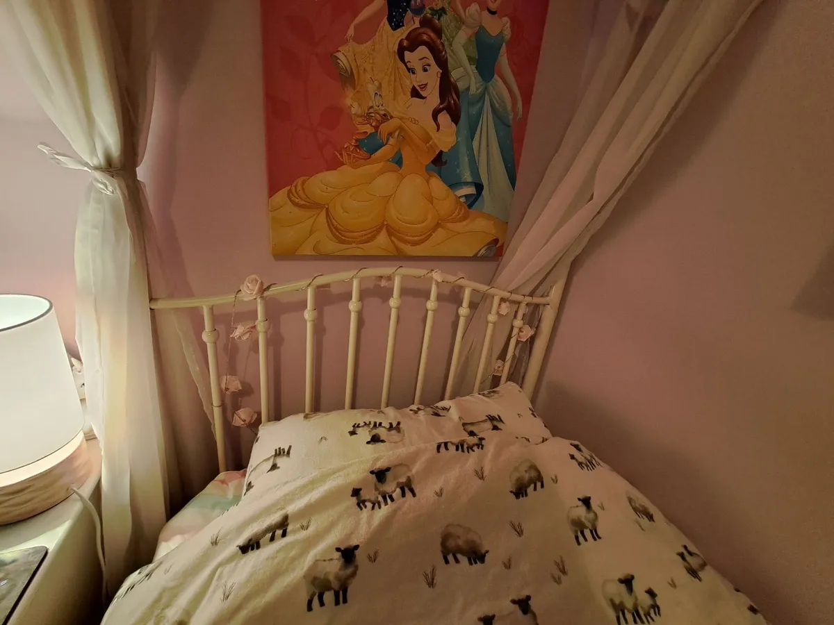 Single princess bed - Image 2