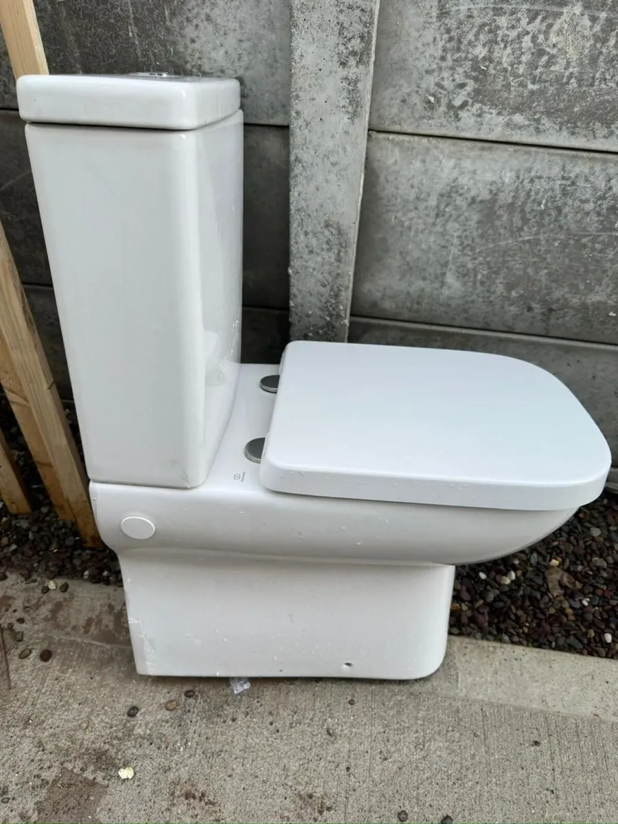 Ideal Standard Bathroom Suite Radiators New Build - Image 1