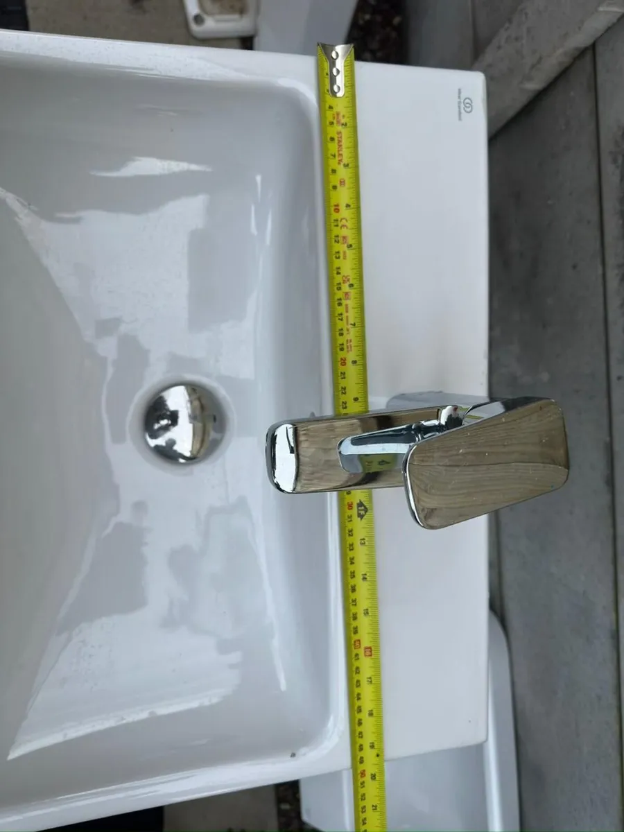 Ideal Standard Bathroom Suite Radiators New Build - Image 4