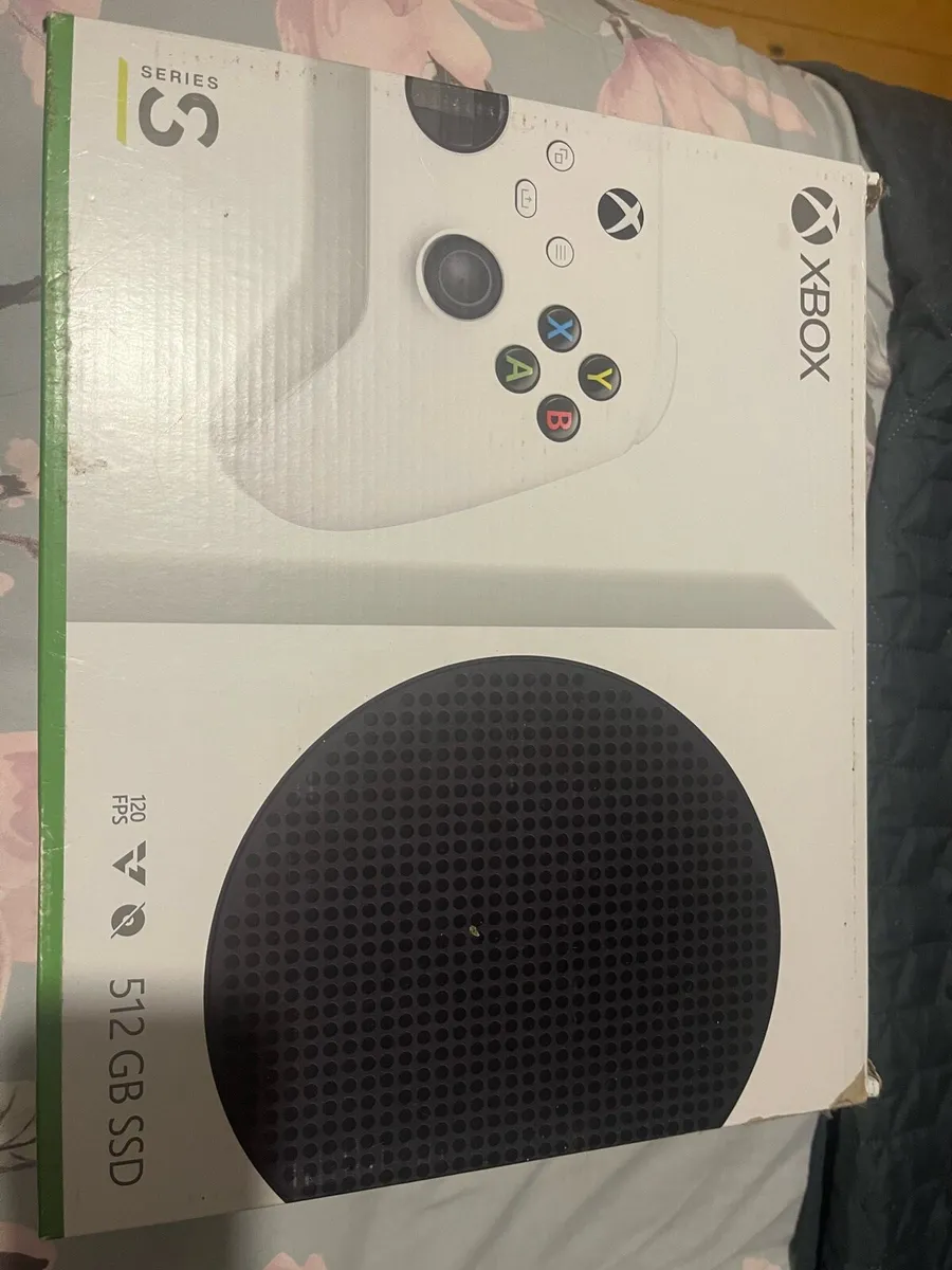 Xbox series S 512GB and thunder controller bundle - Image 2