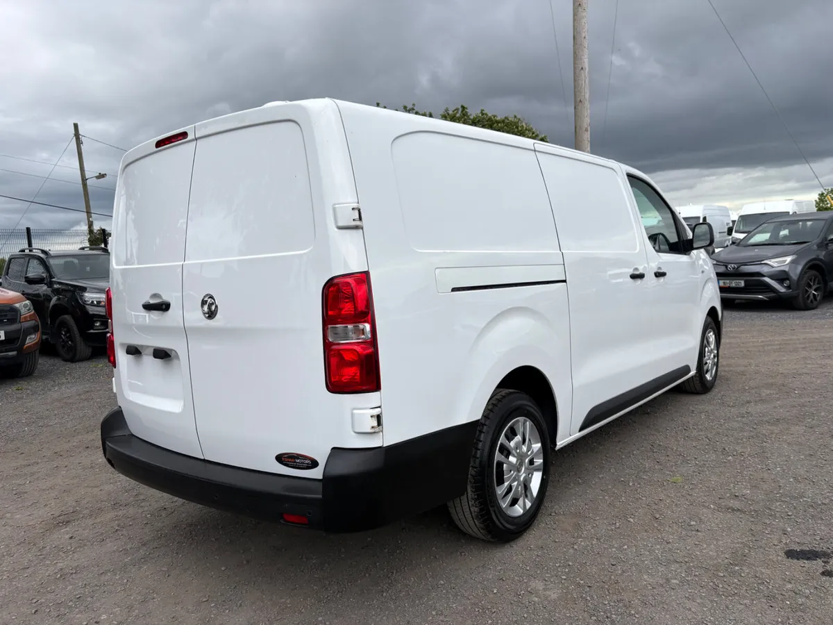 Vauxhall Vivaro LWB - Image 3