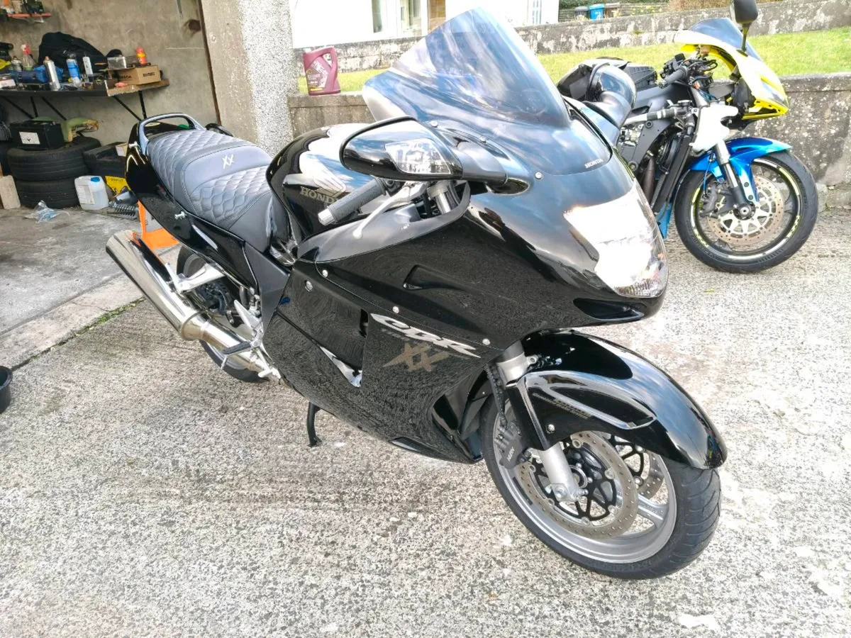 CBR1100xx 2005 - Image 1