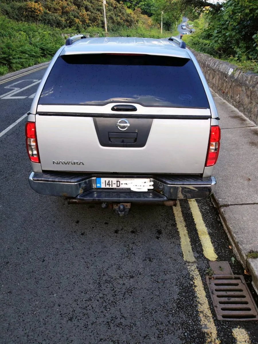 141 Nissan Navara 2.5Dci Acenta tax June 333eDoe? - Image 3