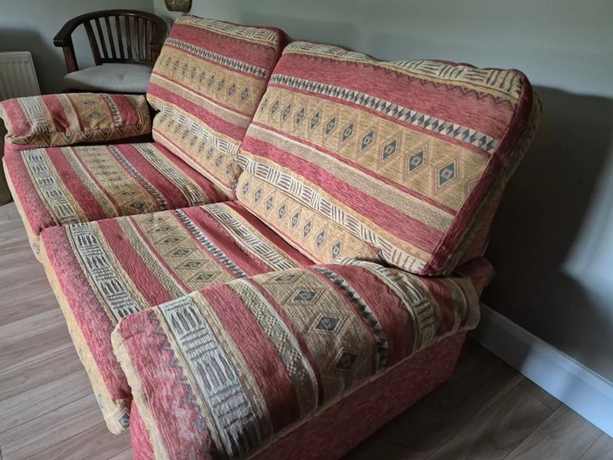 Couch 2 or 3 seater - Image 2