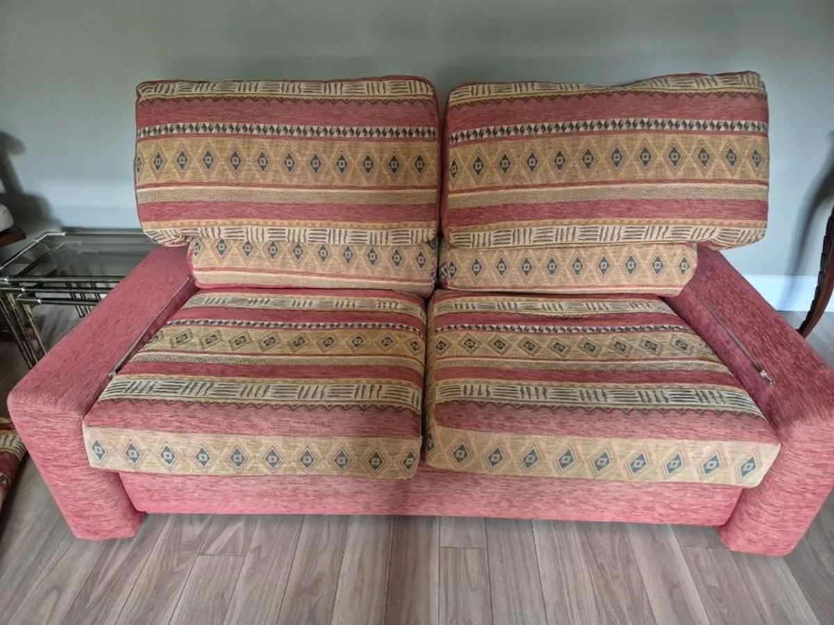 Couch 2 or 3 seater - Image 3