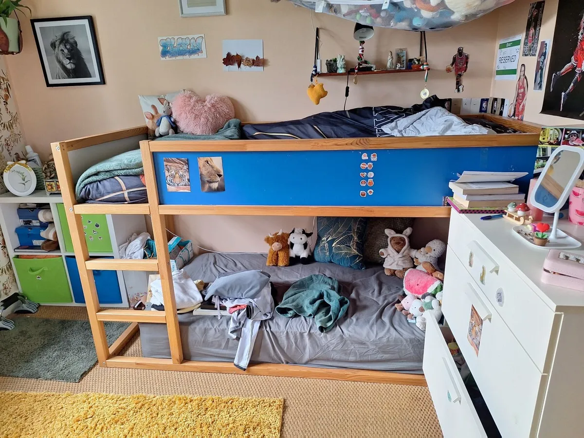 Reversible bunk style bed - Image 1