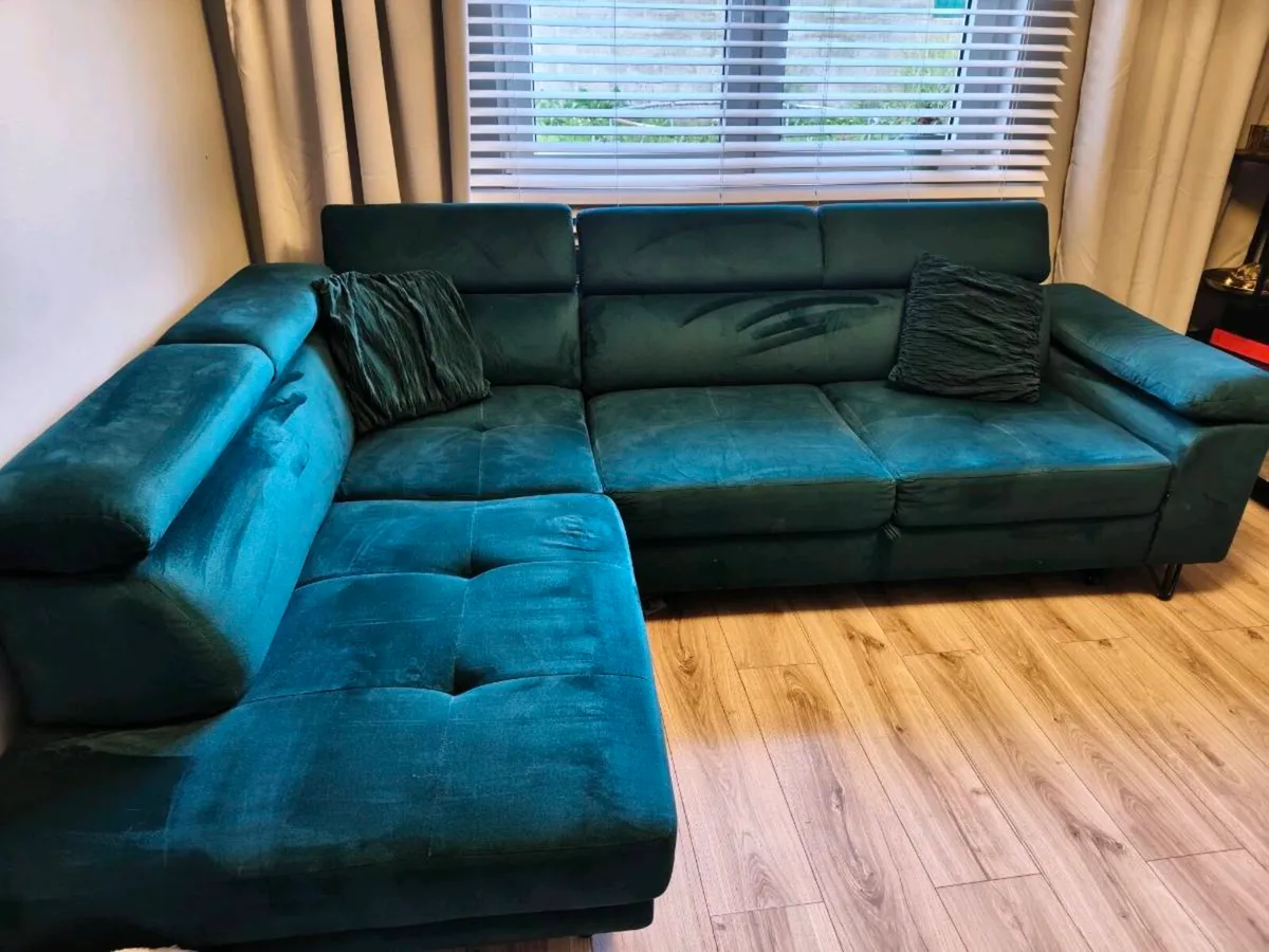 corner sofa bed - Image 1