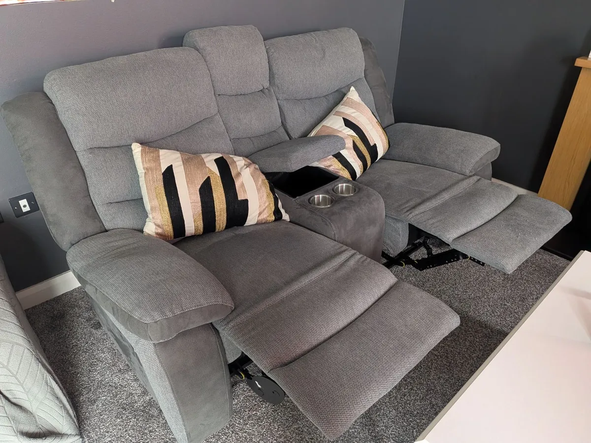 2 seater recliner Sofa - Image 3