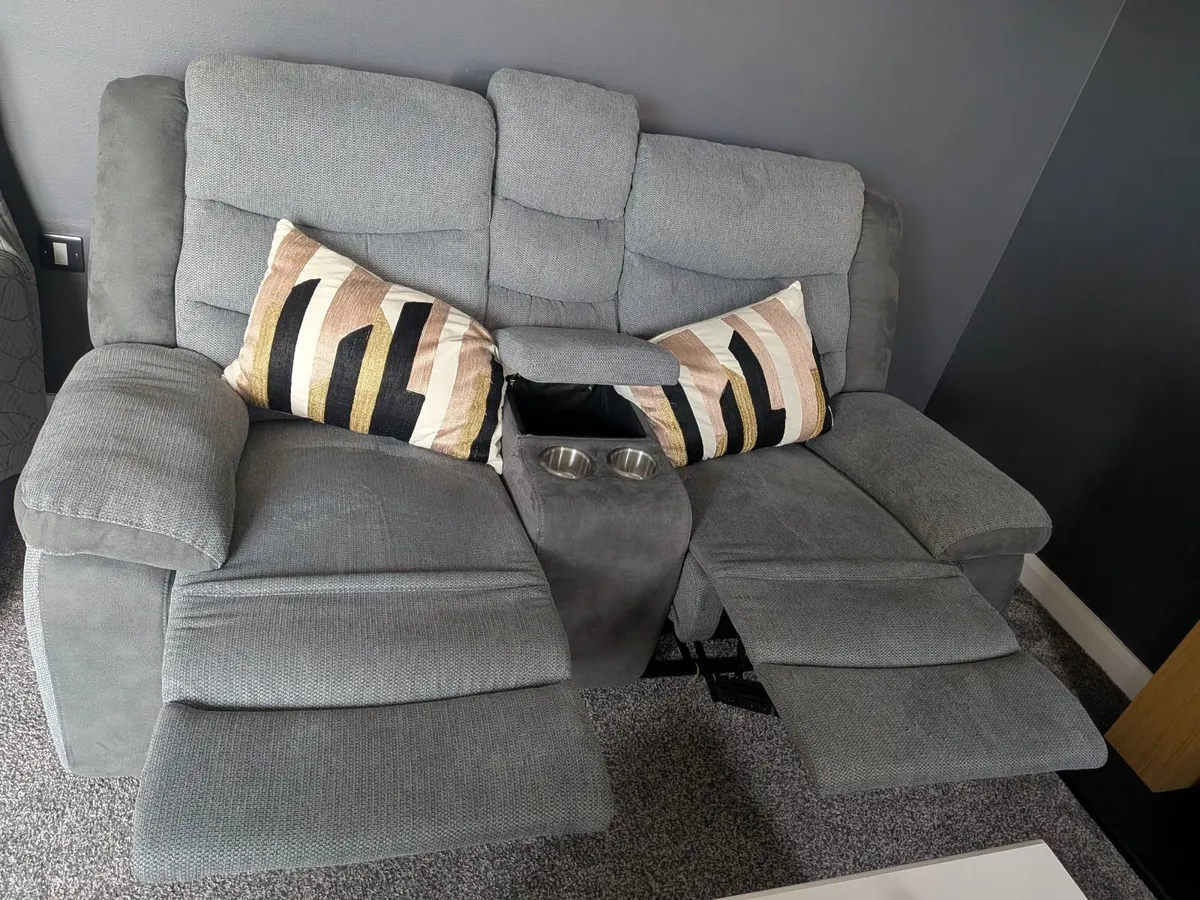 2 seater recliner Sofa - Image 4