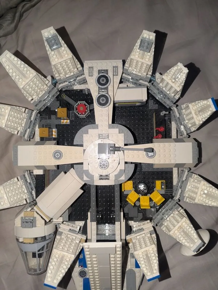 Lego Kessel run Millenium Falcon (75212) - Image 2