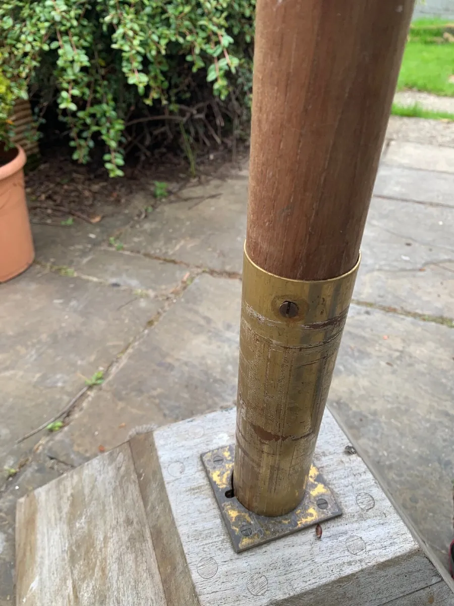 Wooden Garden  Parasol/Umbrella with Base - Image 3
