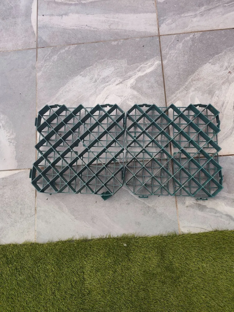 Garden grab tile - Image 1