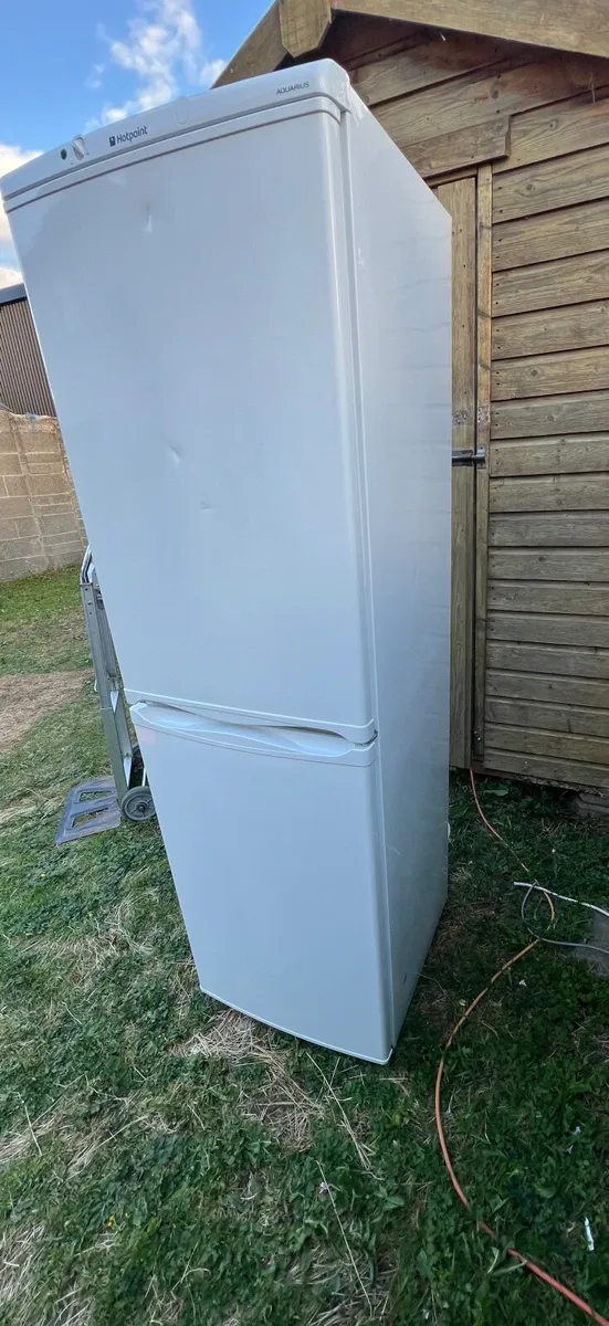 Fridge freezer - Image 2