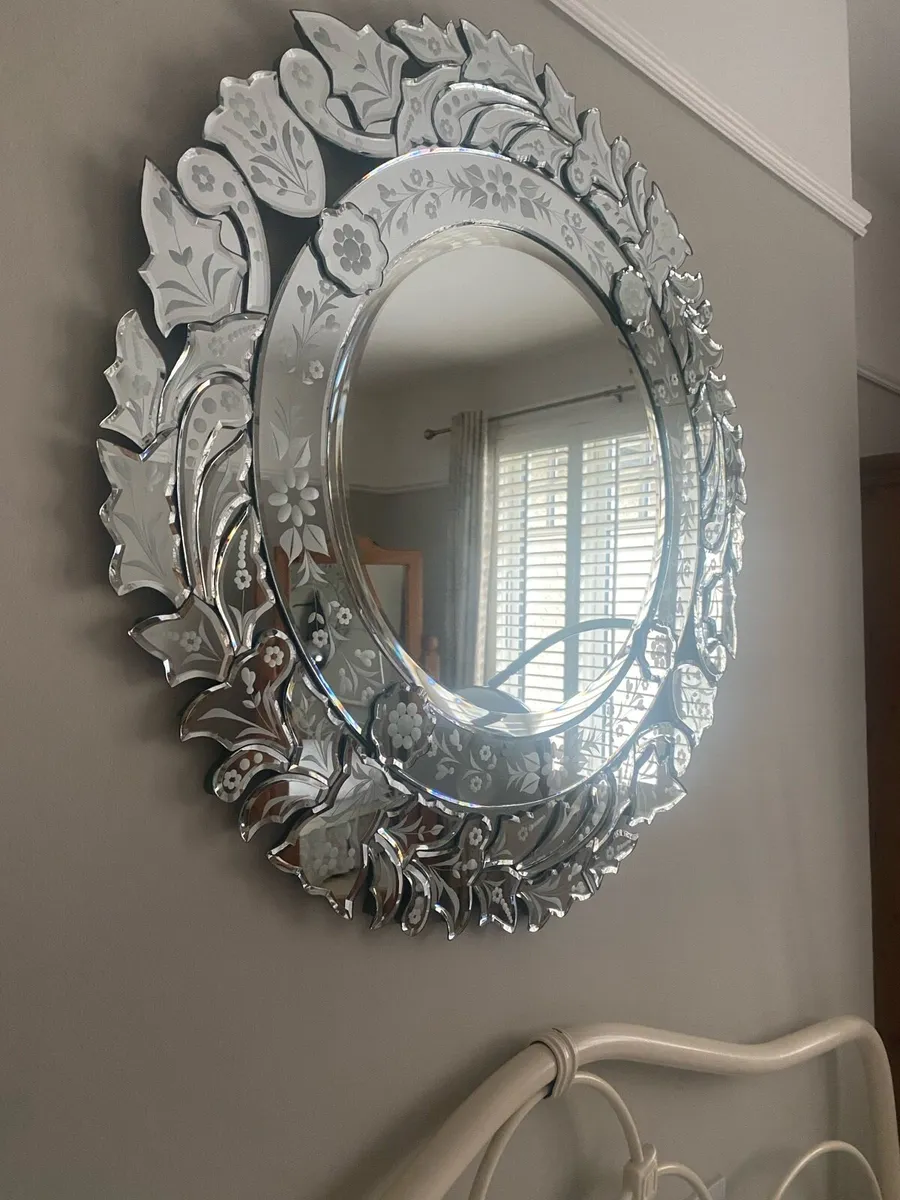Venetian style wall mirror - Image 3