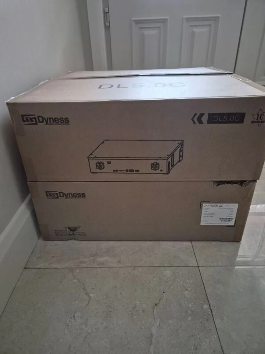 2 dyness dl5.0C 5kw solar batteries - Image 3