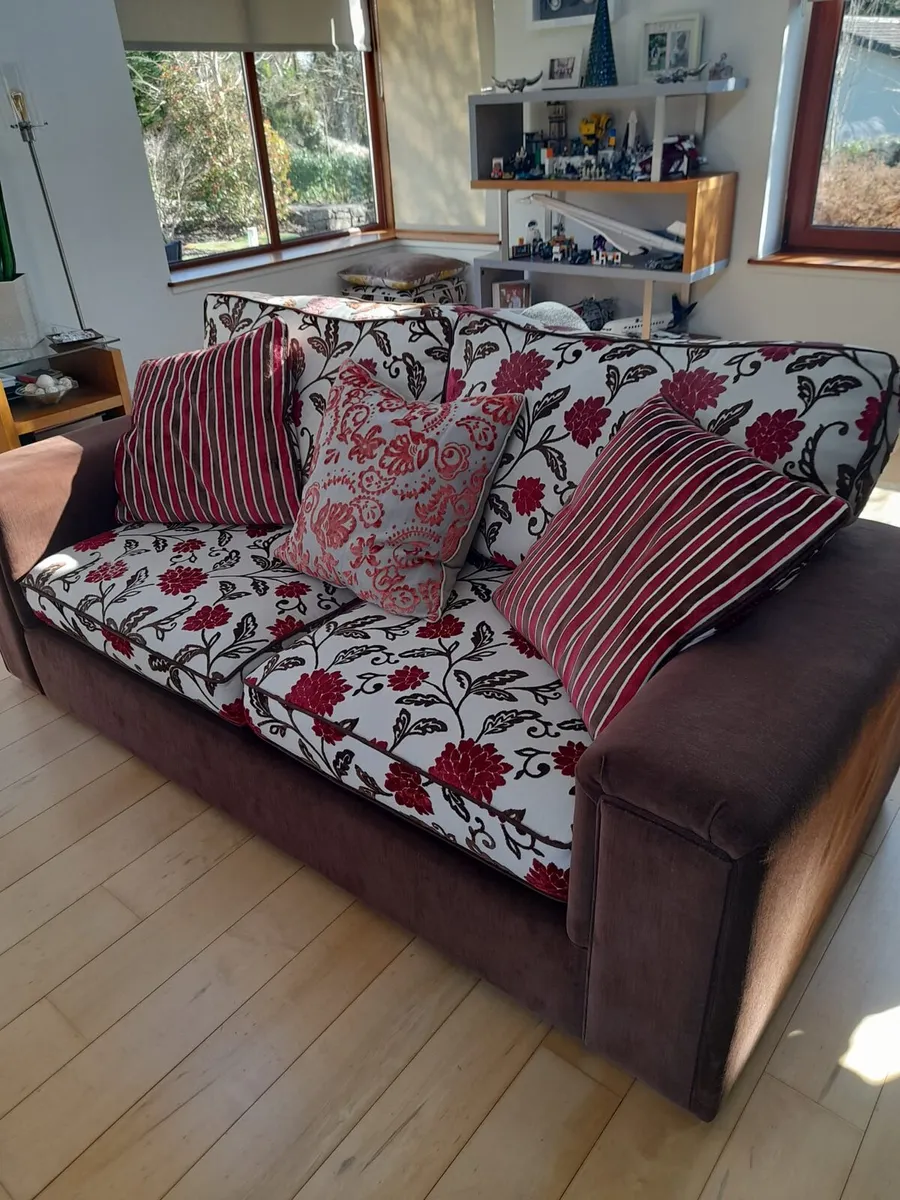Two Stunning Couches - Image 2