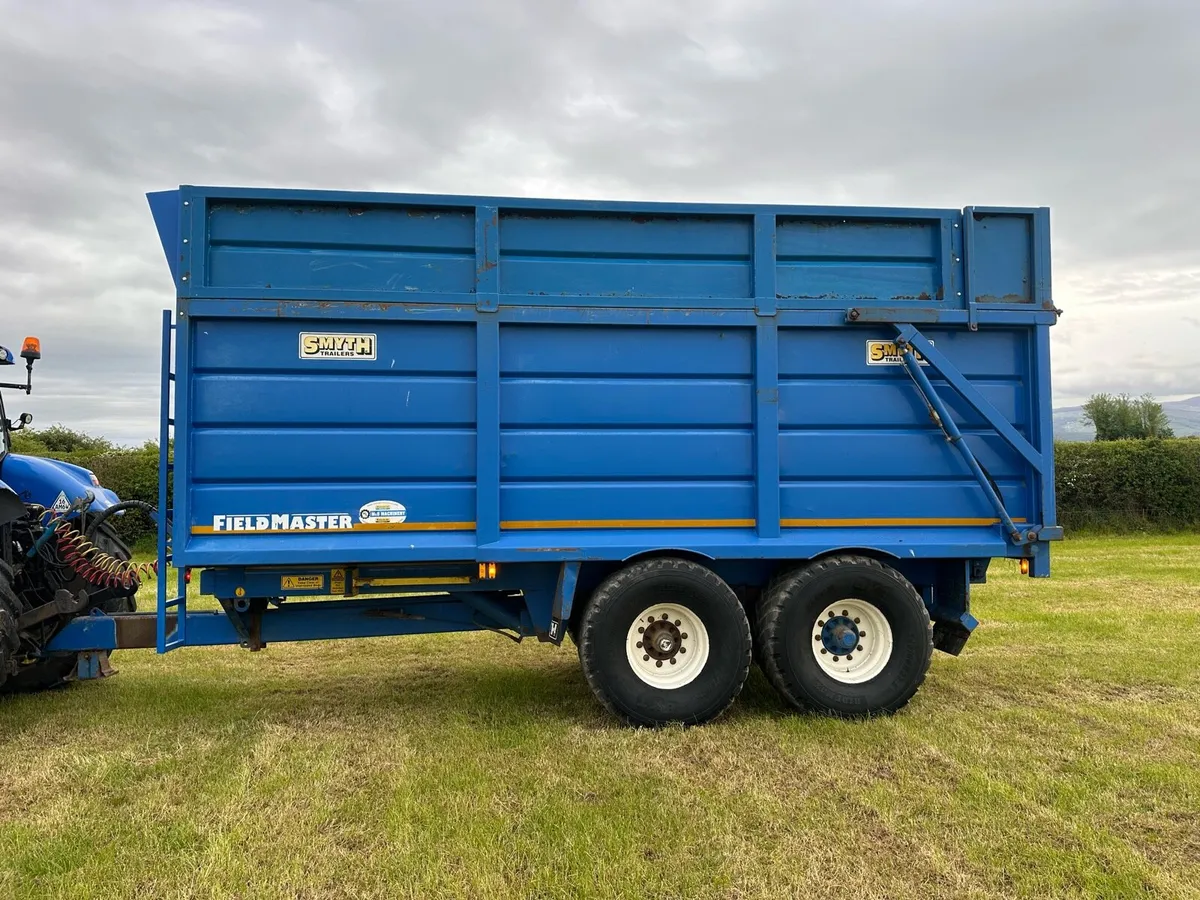 Smyth silage trailer - Image 2