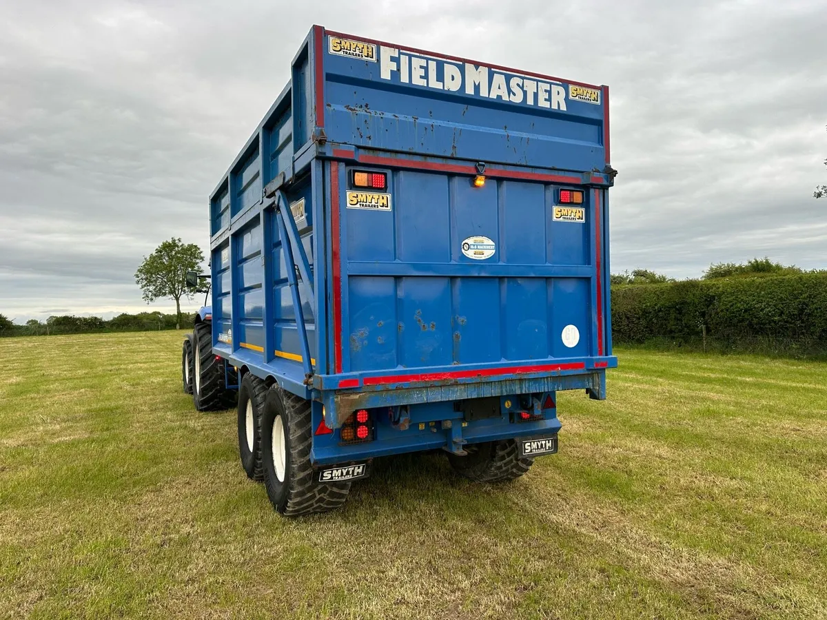 Smyth silage trailer - Image 3