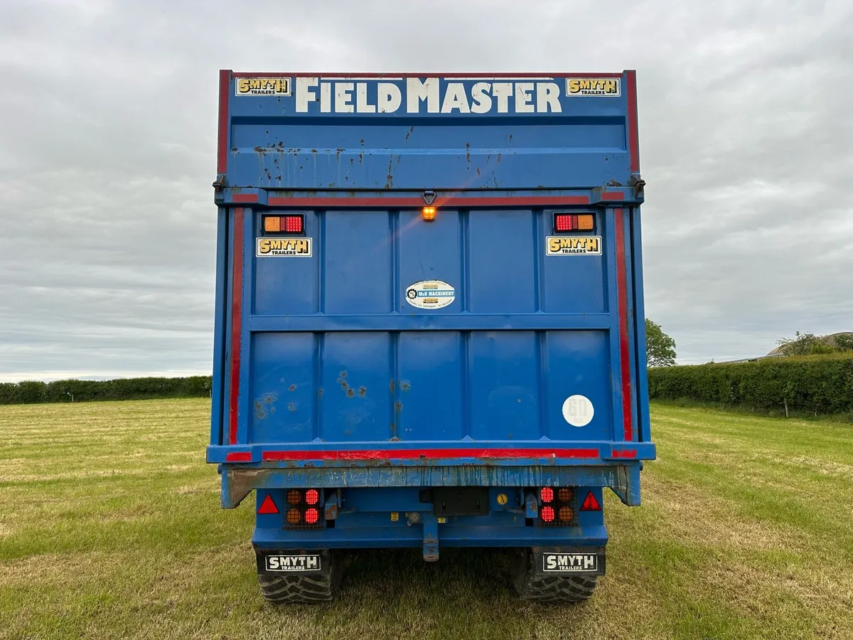 Smyth silage trailer - Image 4