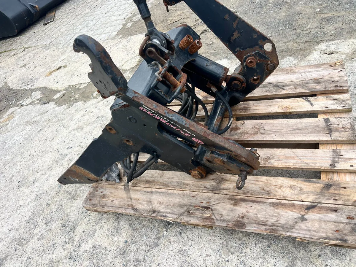 Zuidberg front linkage - suit New Holland / Case - Image 3