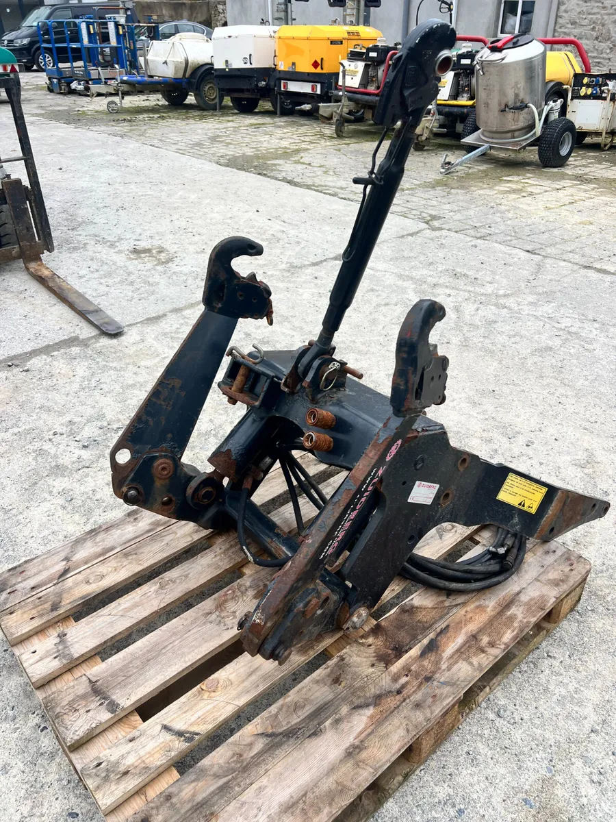 Zuidberg front linkage - suit New Holland / Case - Image 4