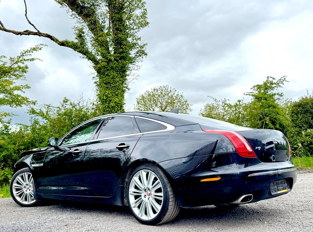 2014 Jaguar XJ V6 3.0D For Breaking - Image 3