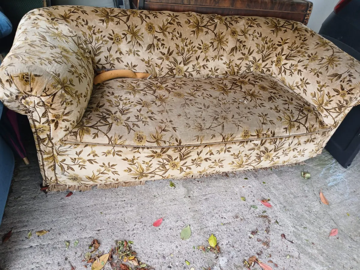Chesterfield Sofa