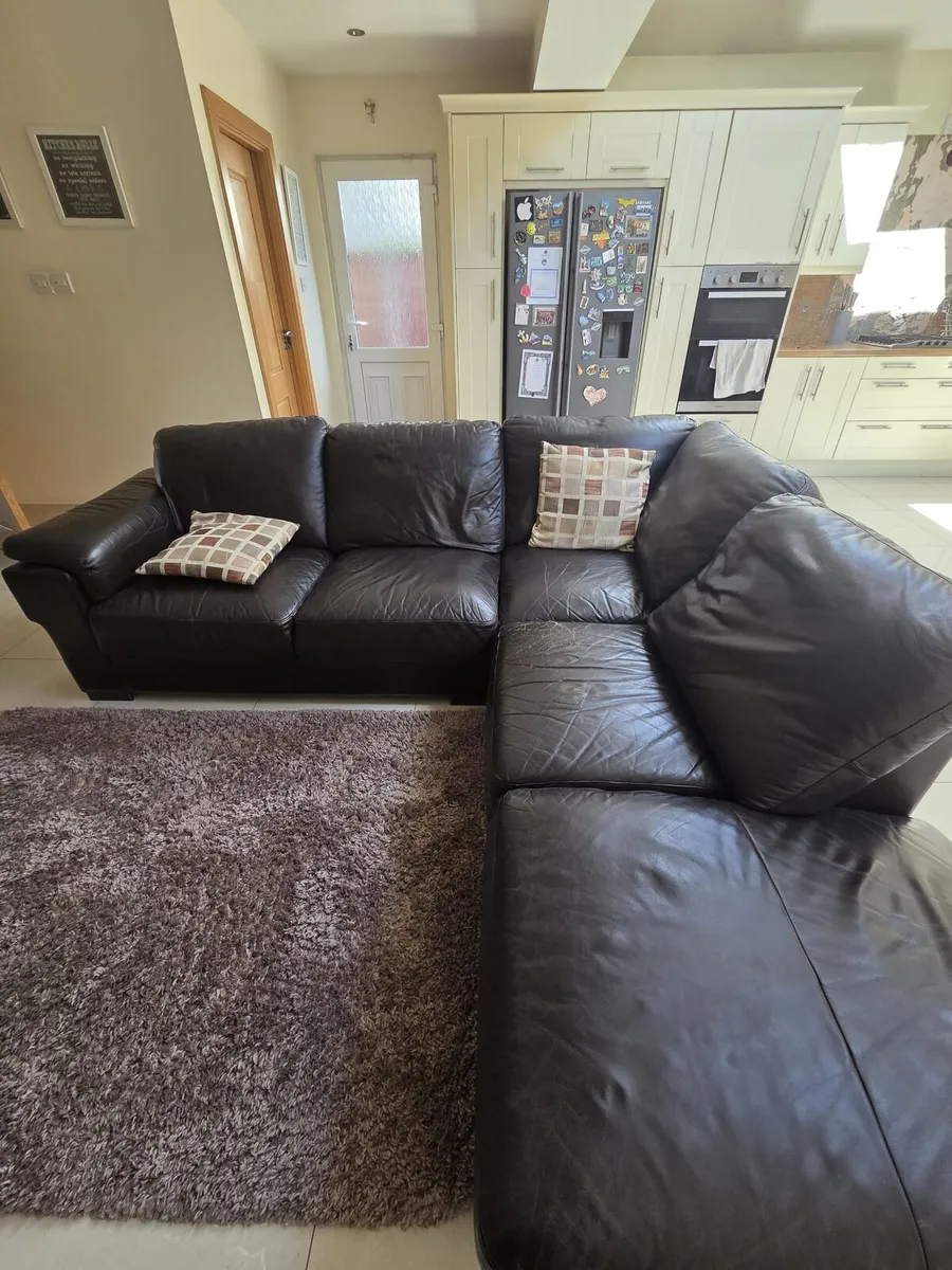 FREE COUCH - Image 1