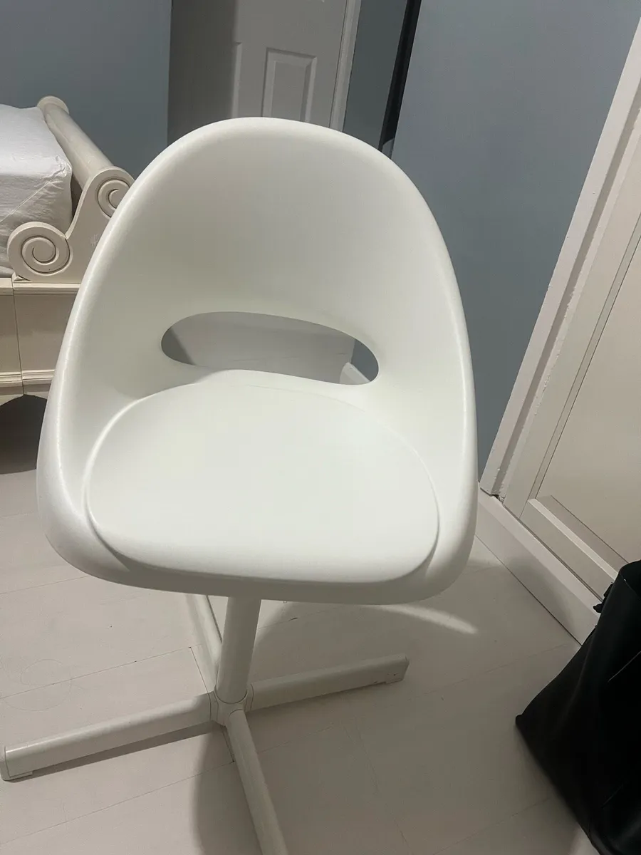 IKEA desk chair kids - Image 2