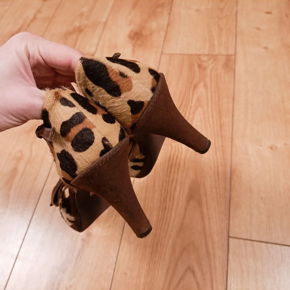 Pedro Miralles Brown Leopard Bow Heels 5UK - Image 2