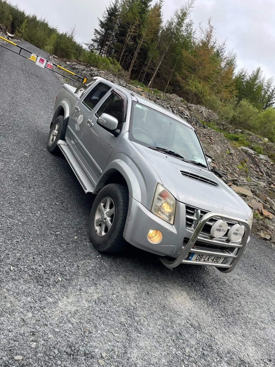 Isuzu Dmax - Image 1