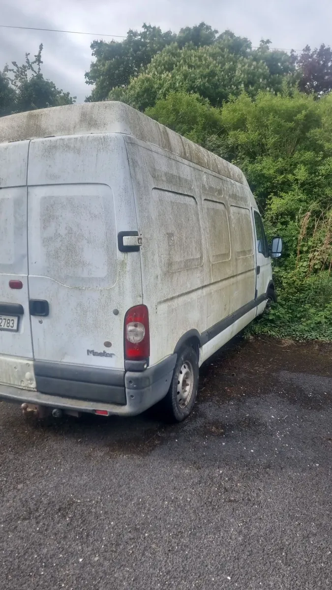 05 Renault master  extra high roof - Image 2