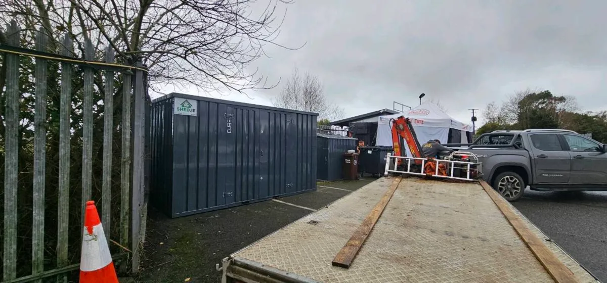 Steel CUBE shed, practical storage, flatpack - Image 3
