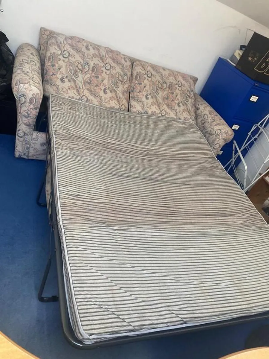 Sofa bed - Image 3