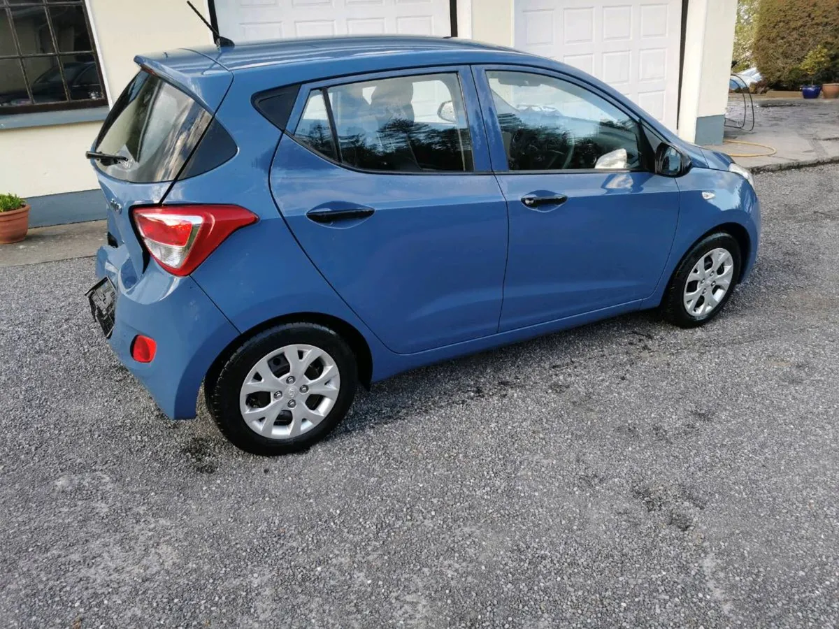 152 Hyundai i10 only 55km - Image 4