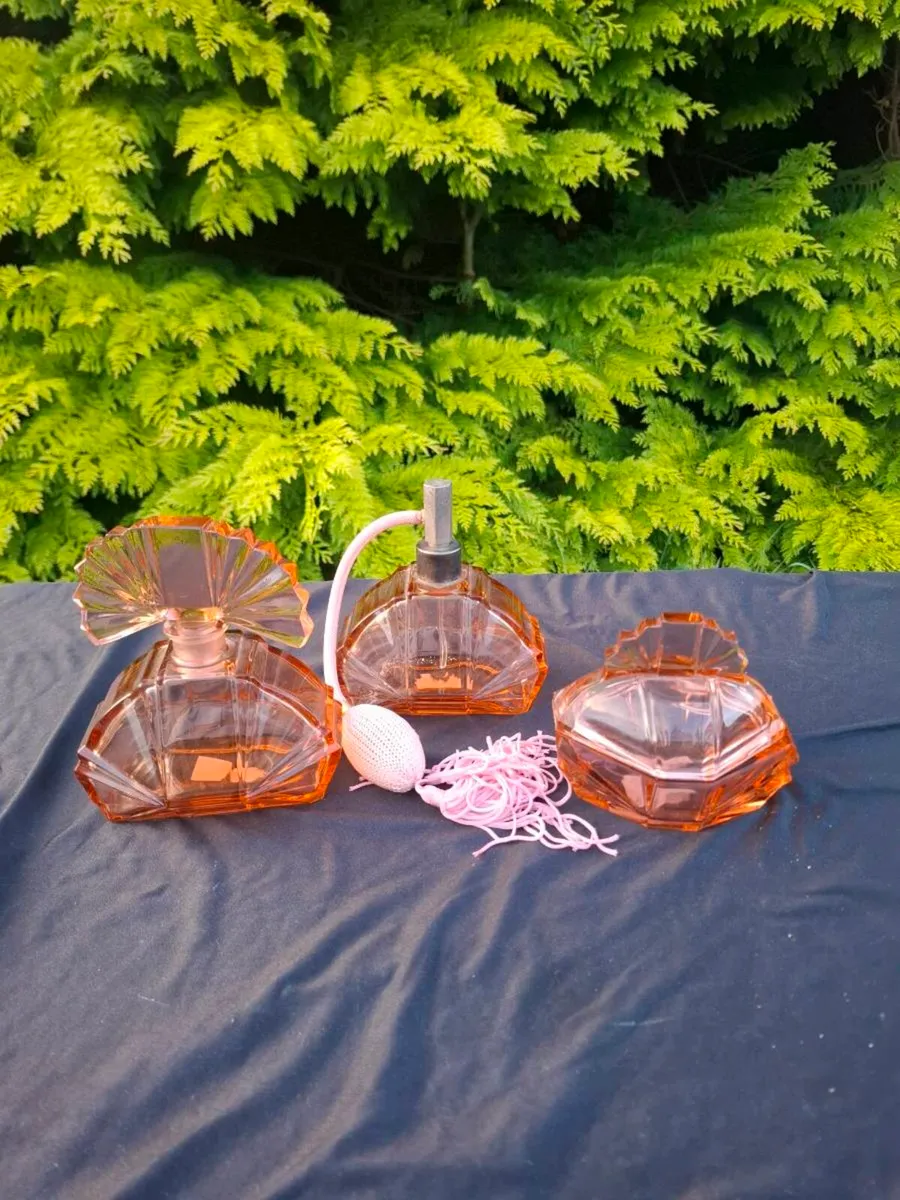 Vintage pink perfume bottle set postage possible