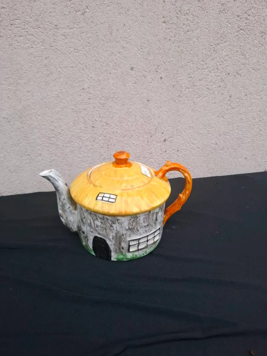 House tea pot postage possible - Image 2