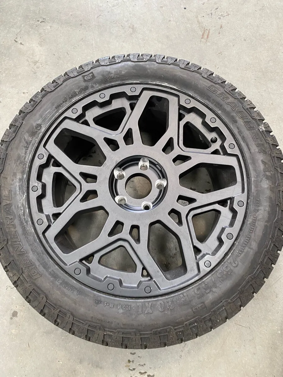 Set Wolfrace Wheels & Tyres Crafter / MAN TGE 20’ - Image 3