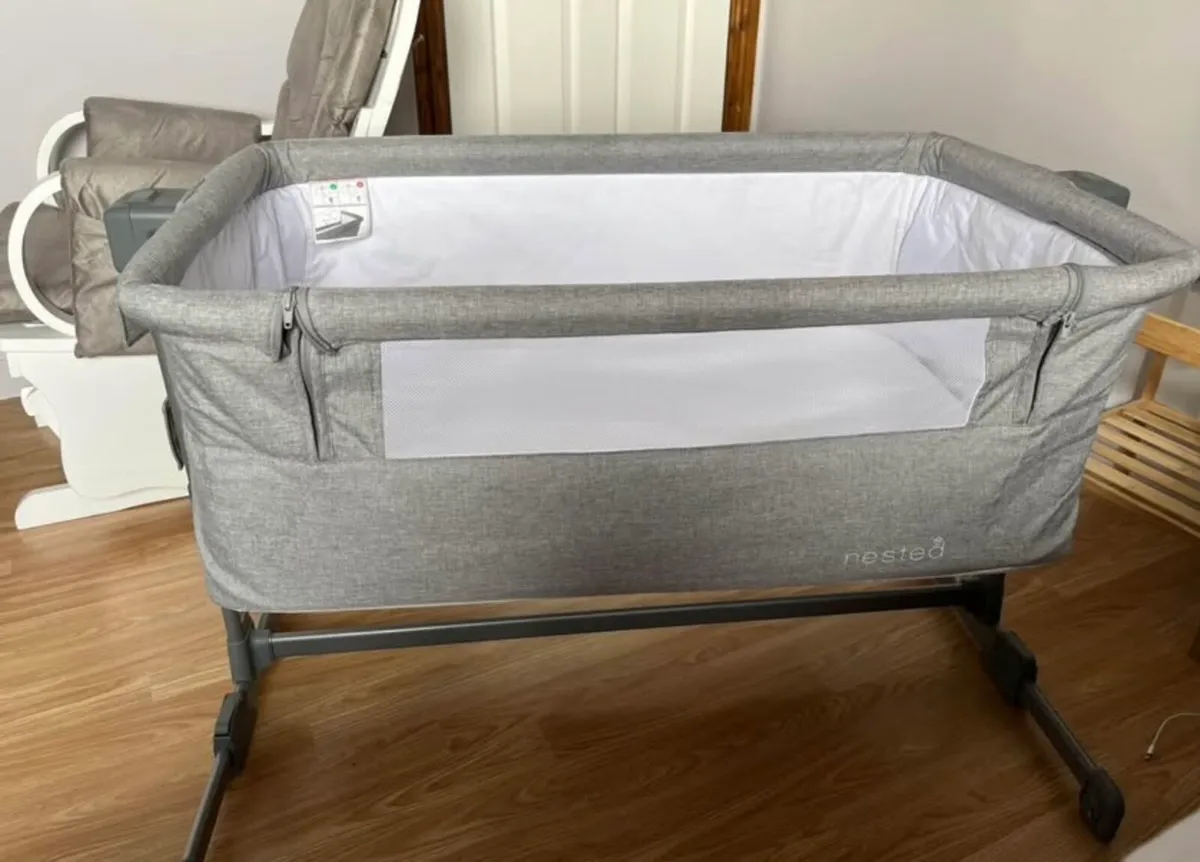 Nested Next to Me Cot - Image 1