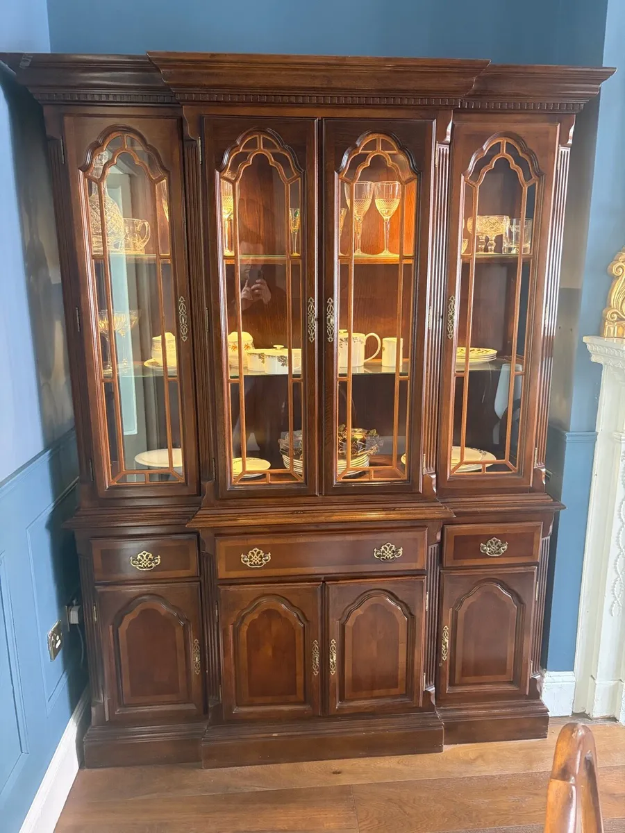 Matching Teak dining table, 6 chairs and cabinet - Image 3