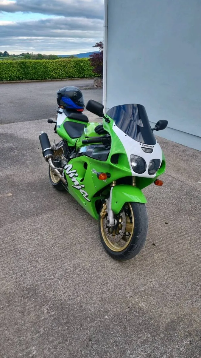 Kawasaki zx7r - Image 1