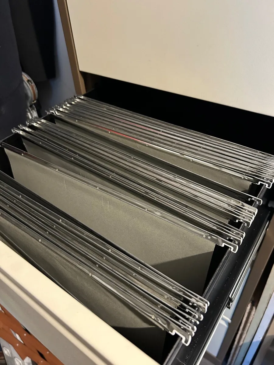Filing cabinet - Image 2