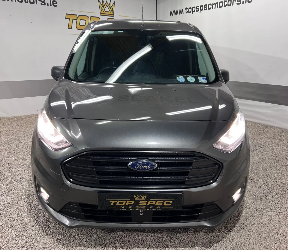 2020  Ford Transit Connect 3 Seater🎩 - Image 3
