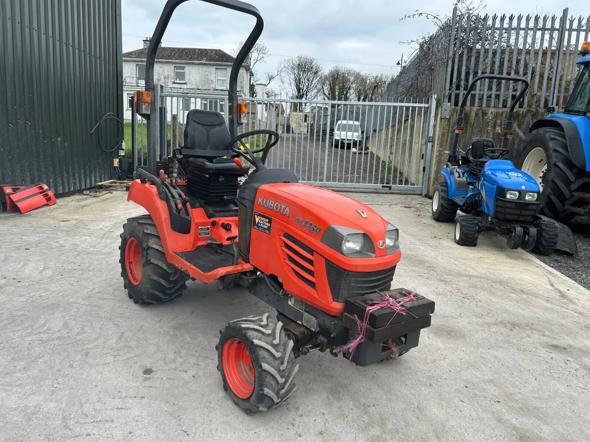 Kubota BX2350 Compact Tractor - Image 3