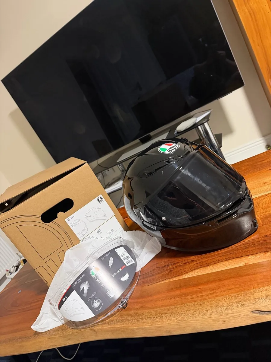AGV K6 S Helmet  New - Image 1