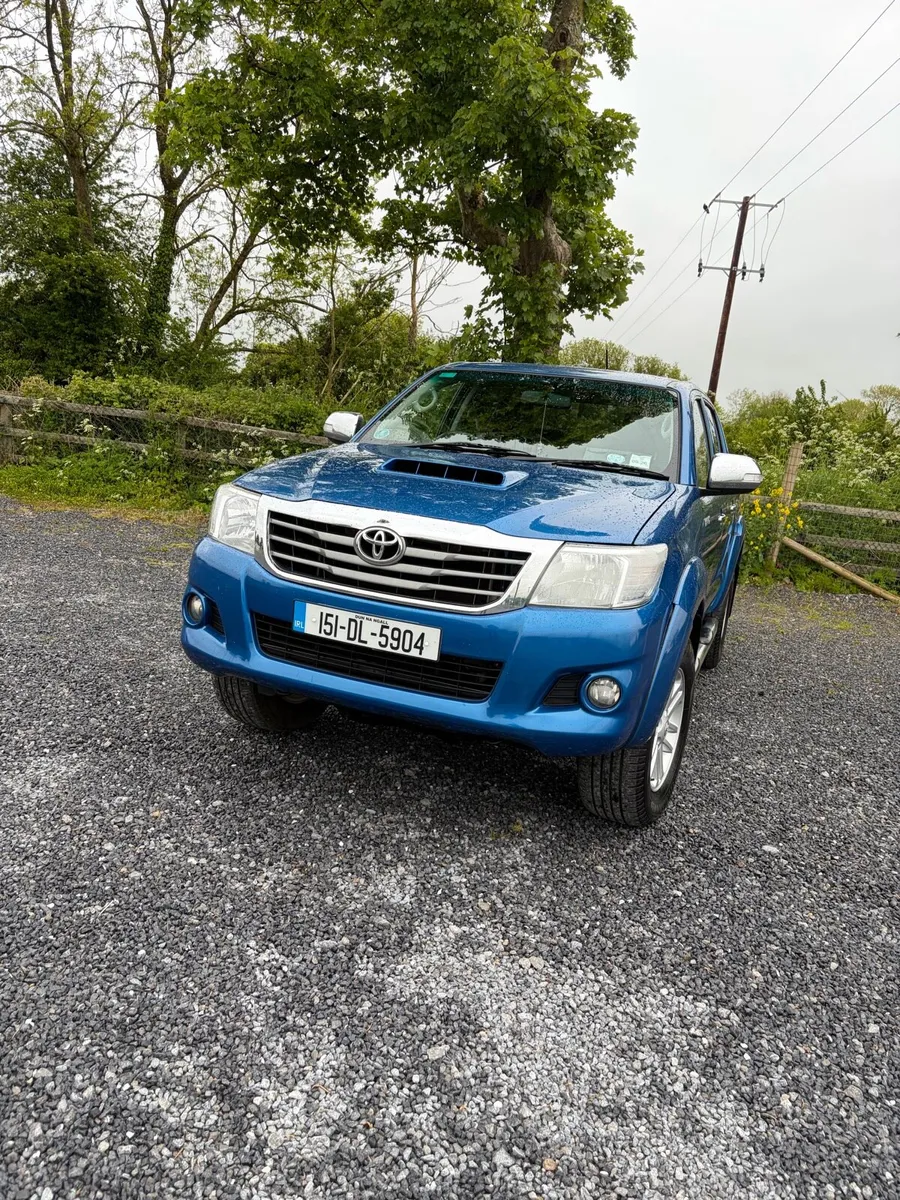 Toyota Hilux - Image 2