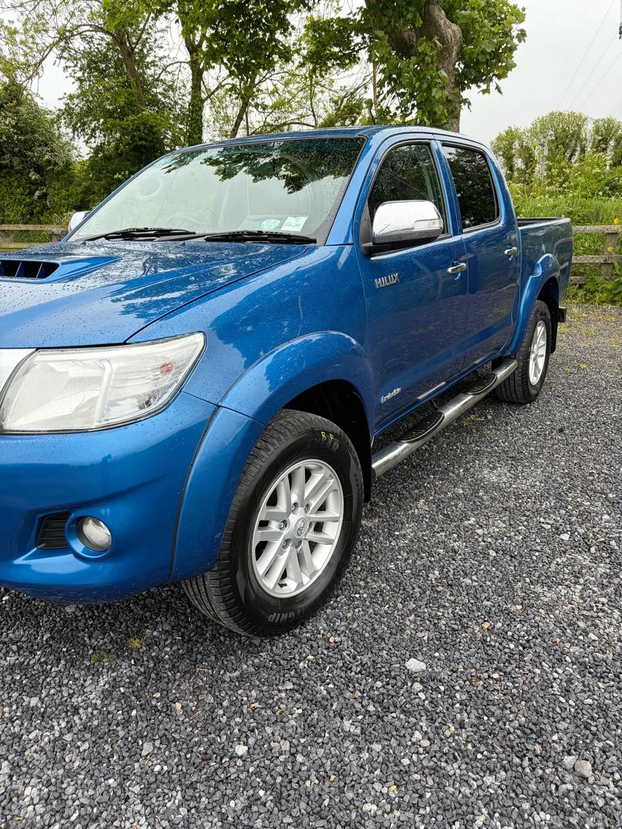 Toyota Hilux - Image 3