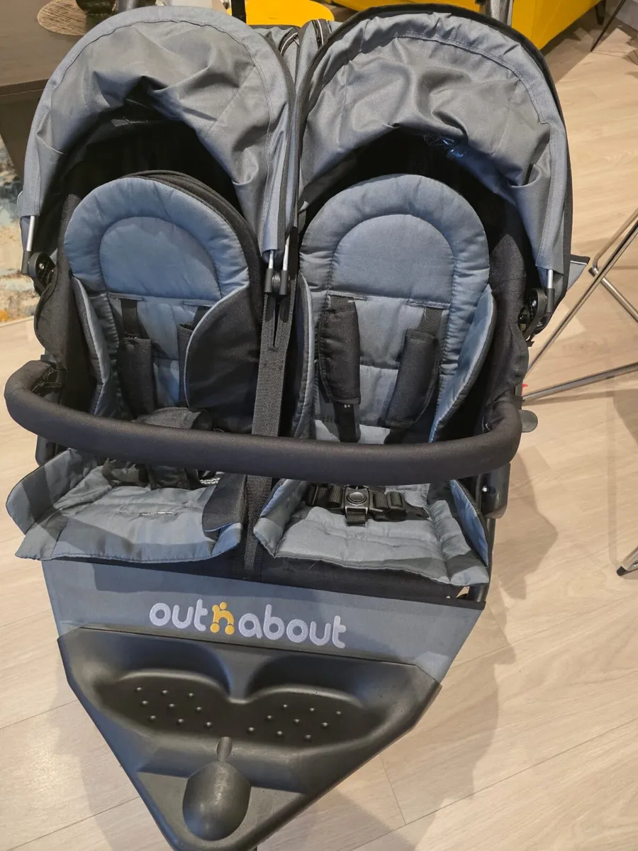 Out N About Double stroller - Image 1